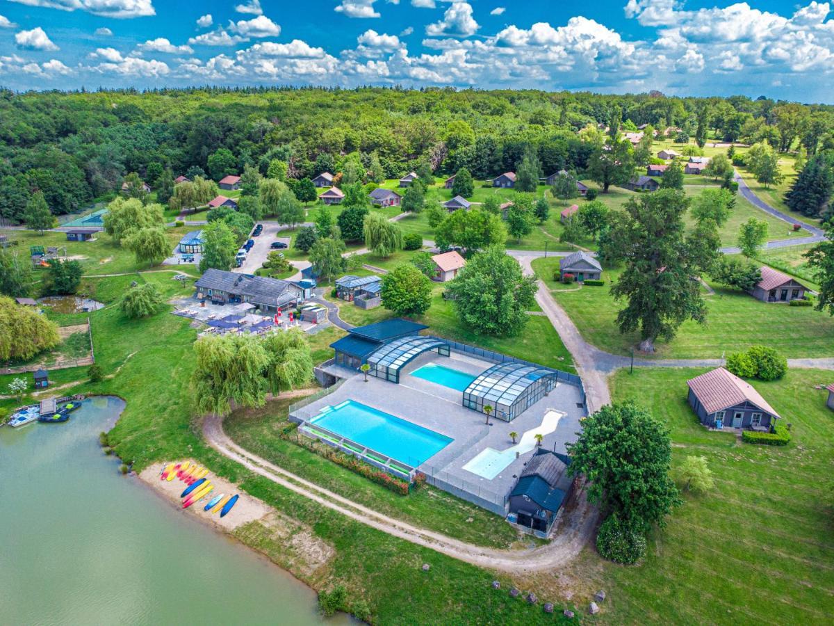 Hotel Le Camping Grand Cerf Gimouille Exterior foto